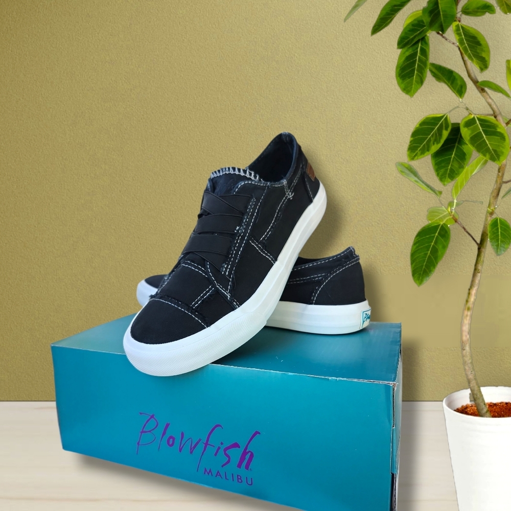 Blowfish Malibu Women's Marley Sneaker, Black 7.5